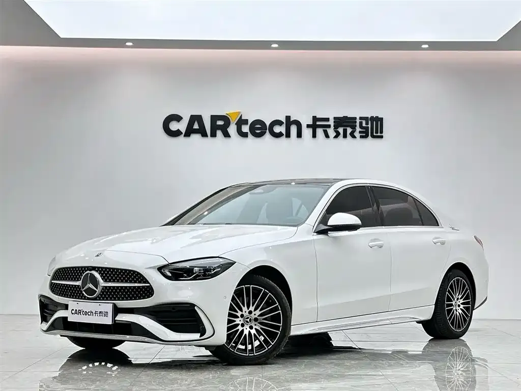 Mercedes-Benz C-Class — фото 1