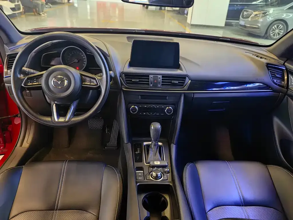 Mazda CX-4 2021 из CN, фото 9