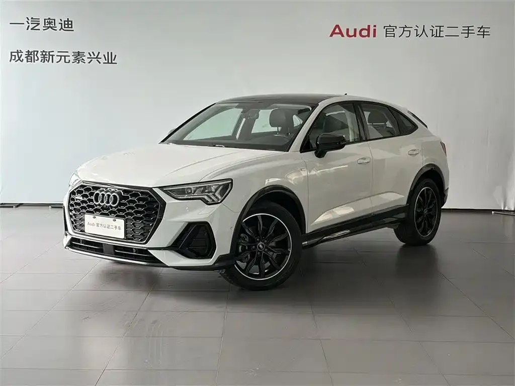 Audi Q3 Sportback — фото 1