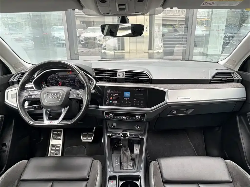 Audi Q3 Sportback — фото 6