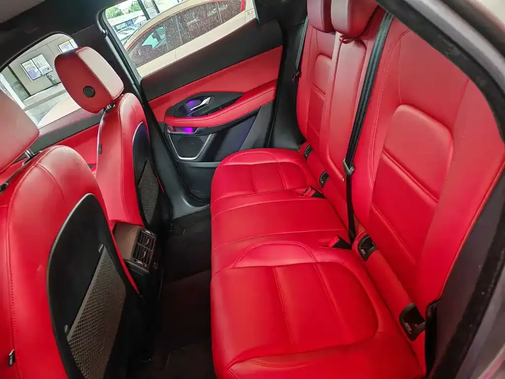 Jaguar E-PACE 2023 из CN, фото 2