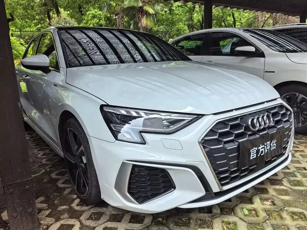 Audi A3 — фото 1