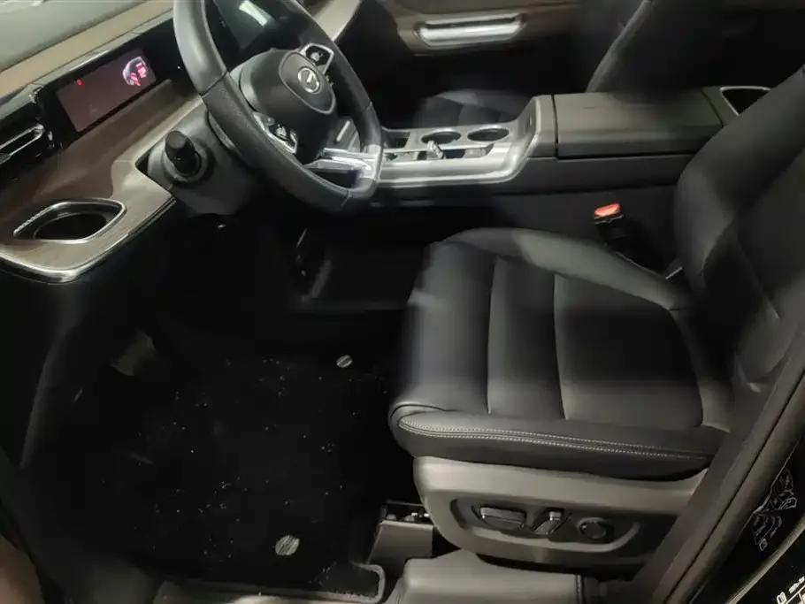 GAC Motor Trumpchi E8 2025 из CN, фото 4