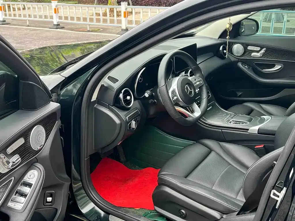 Mercedes-Benz C-Class 2021 из CN, фото 2