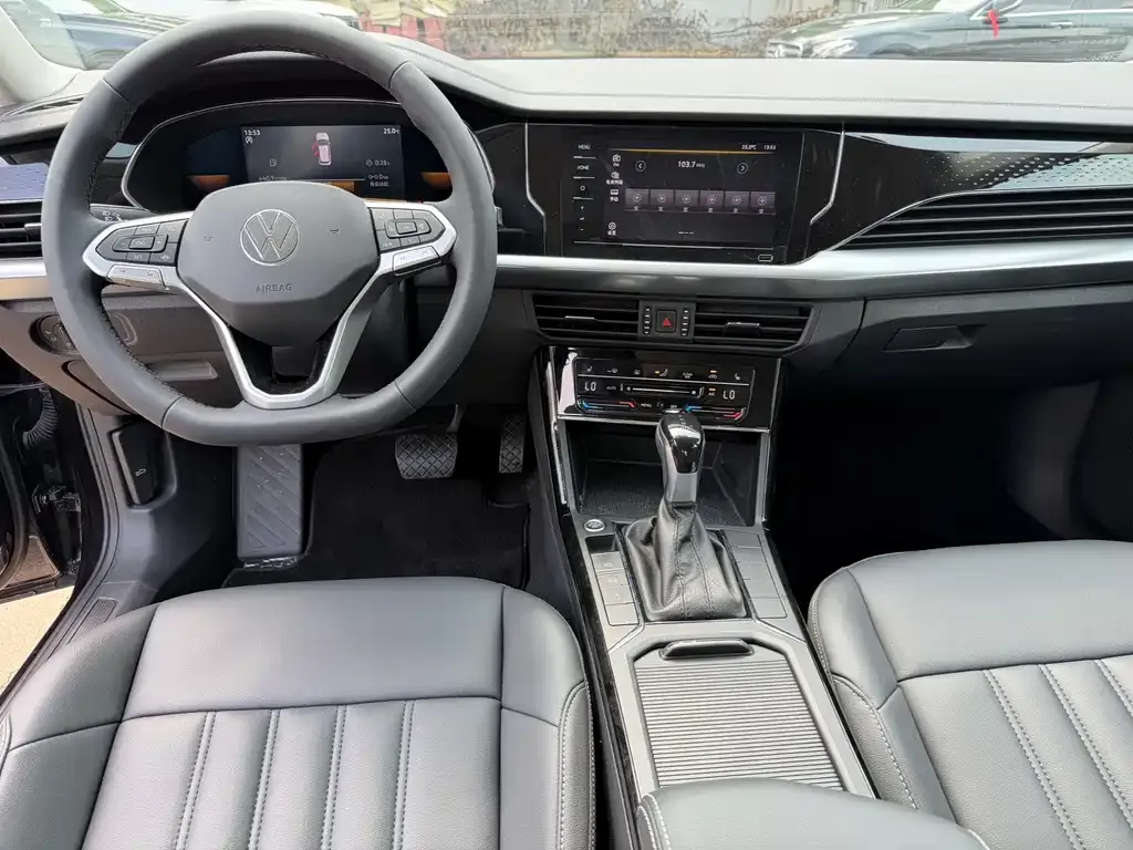 Volkswagen Passat — фото 9