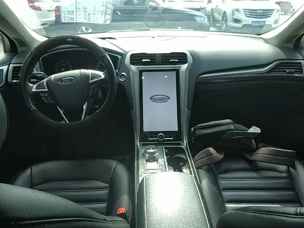 Ford Mondeo 2021 из CN, фото 4