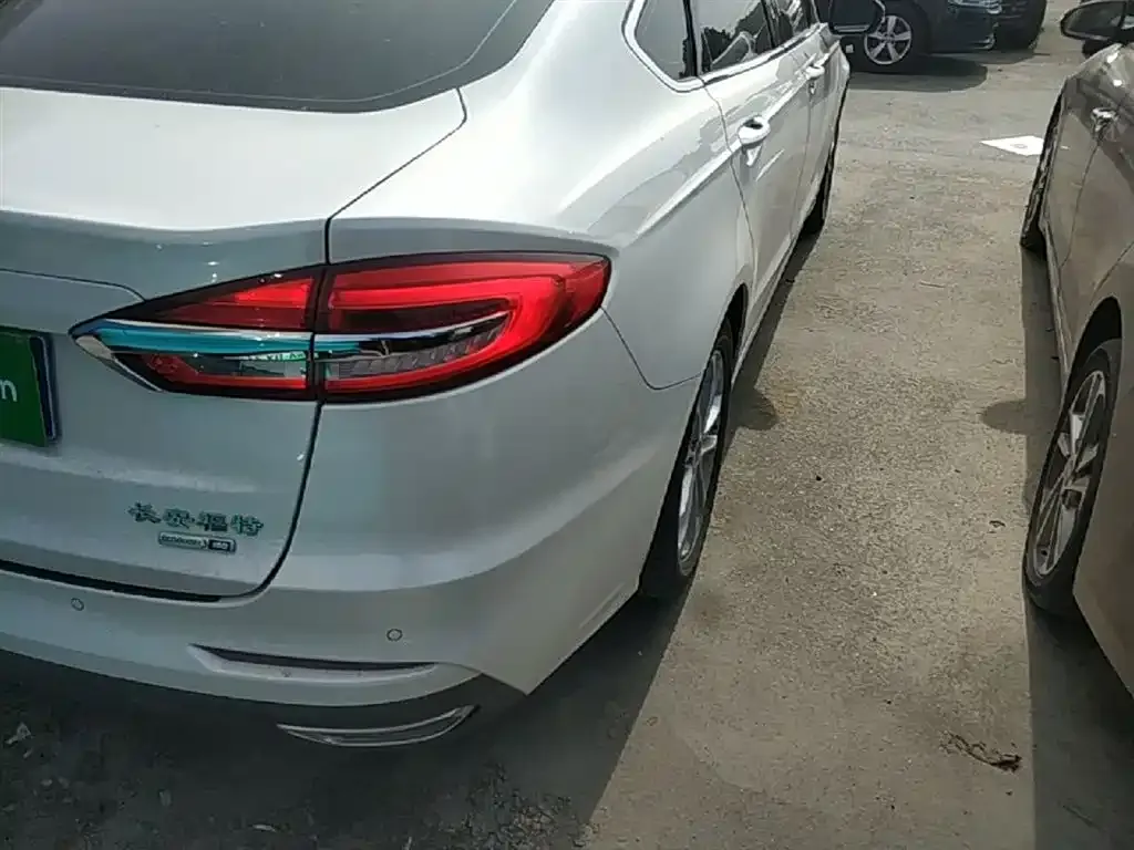 Ford Mondeo 2021 из CN, фото 8