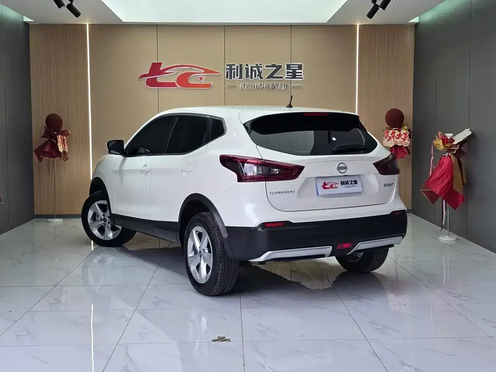 Nissan Qashqai — фото 3