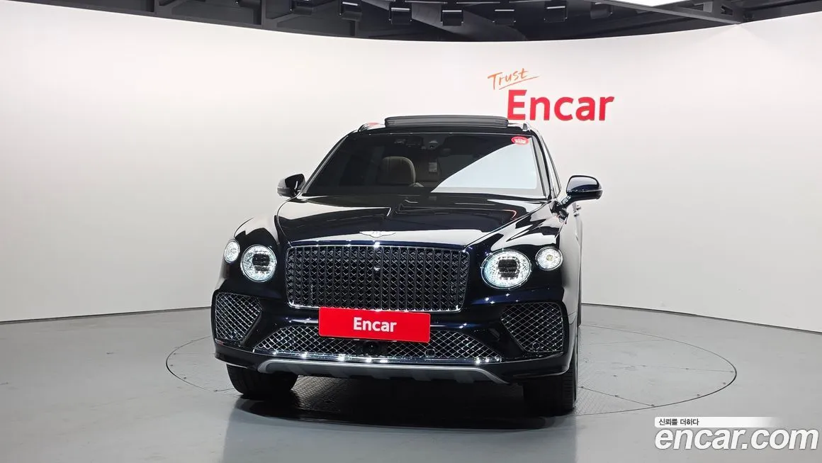 Bentley Bentayga 2025 из KR, фото 2