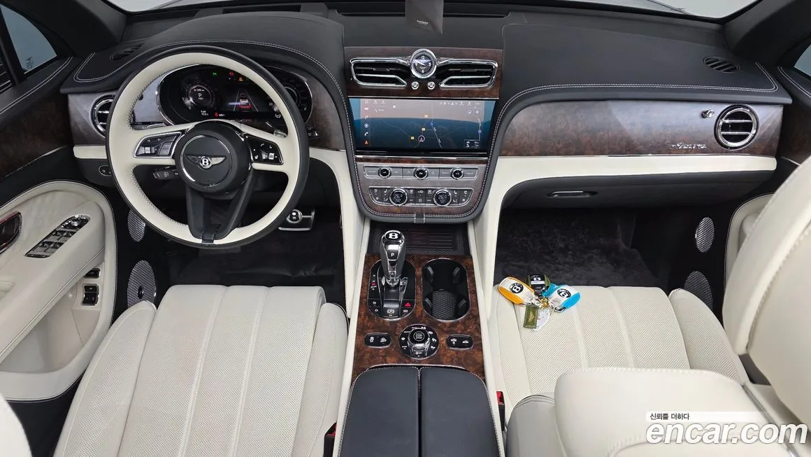Bentley Bentayga 2025 из KR, фото 8
