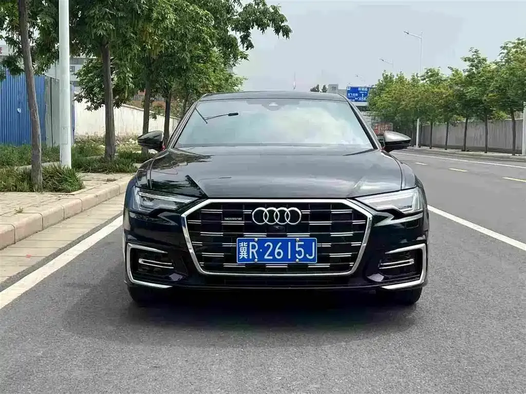Audi A6L — фото 6