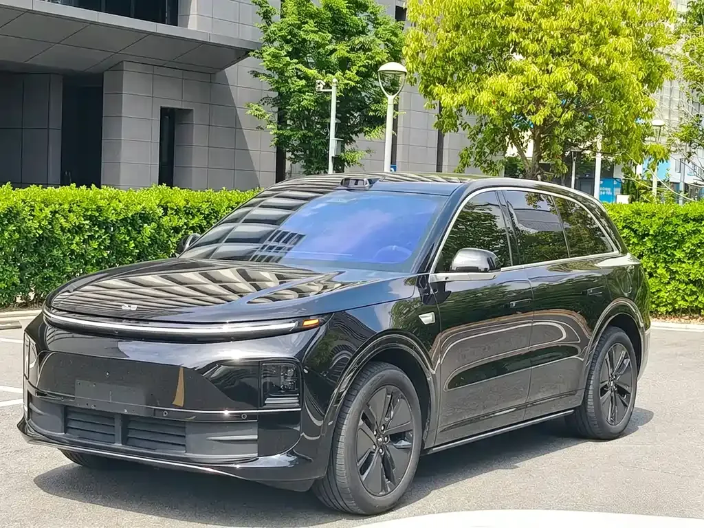 Li Auto L6