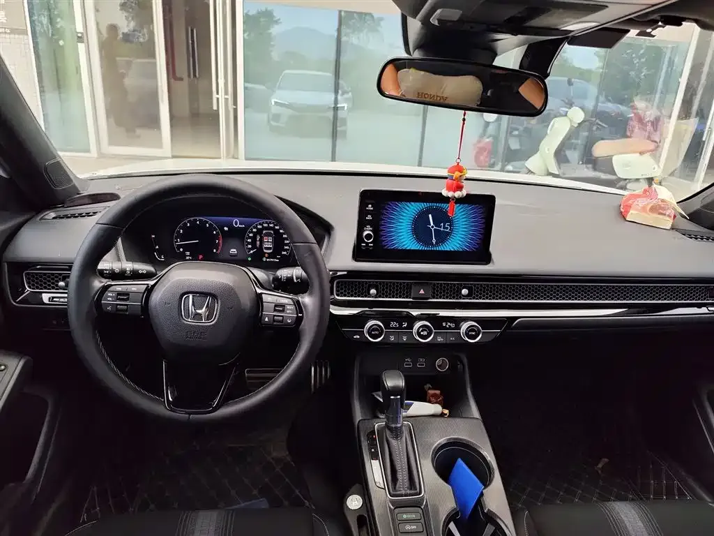 Honda Civic — фото 8