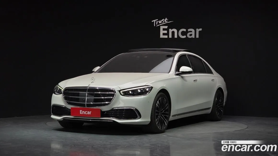 Mercedes-Benz S-Class — фото 1