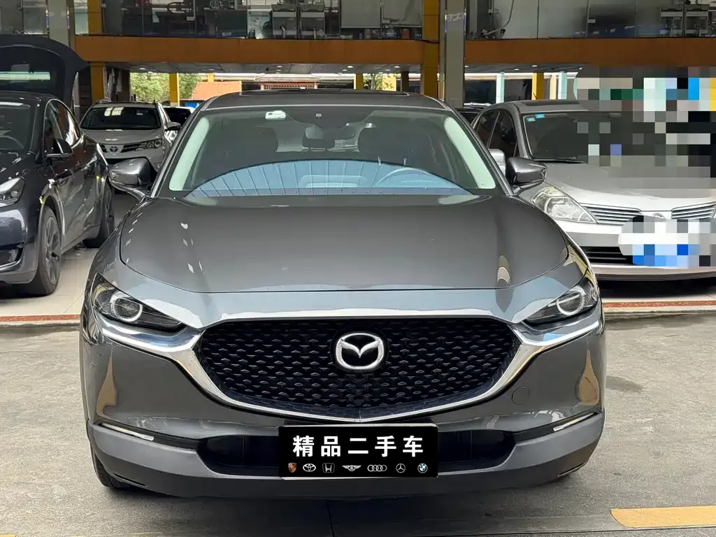 Mazda CX-30 2021 из CN, фото 2