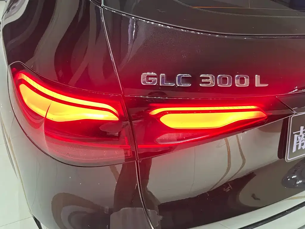 Mercedes-Benz GLC — фото 9