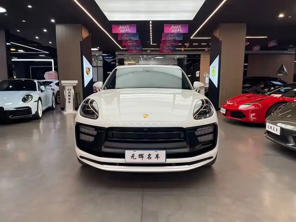 Porsche Macan — фото 10