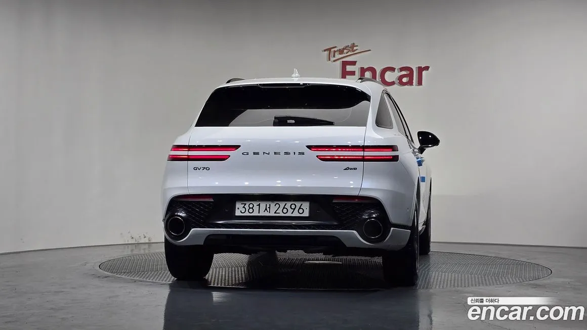 Genesis GV70 — фото 6