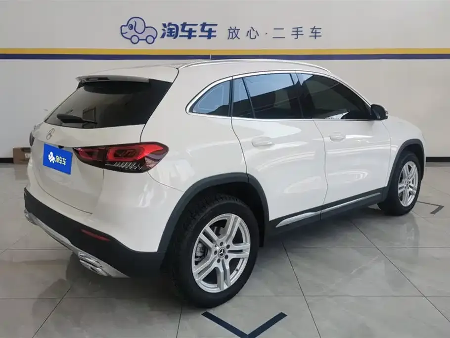Mercedes-Benz GLA — фото 6