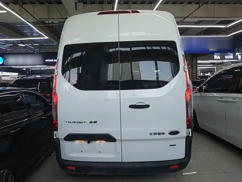 Ford Transit 2021 из CN, фото 5