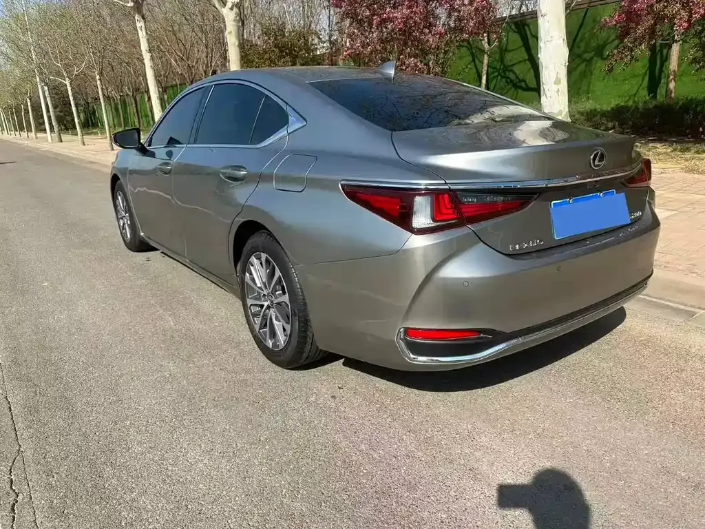 Lexus ES 2024 из CN, фото 8
