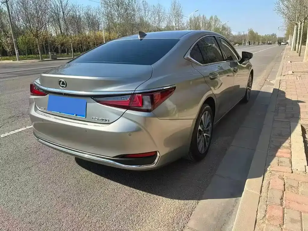 Lexus ES 2024 из CN, фото 7