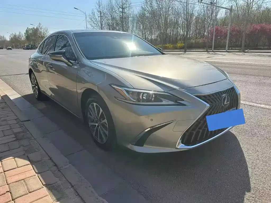 Lexus ES 2024 из CN, фото 5
