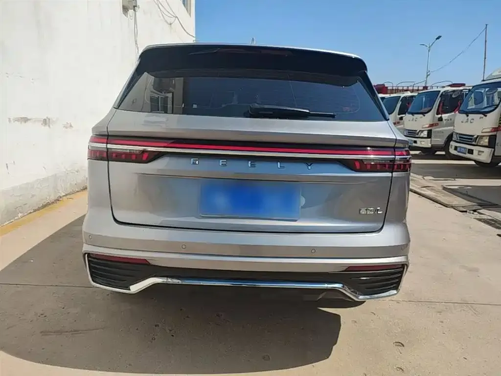 Geely Xingyue L — фото 2