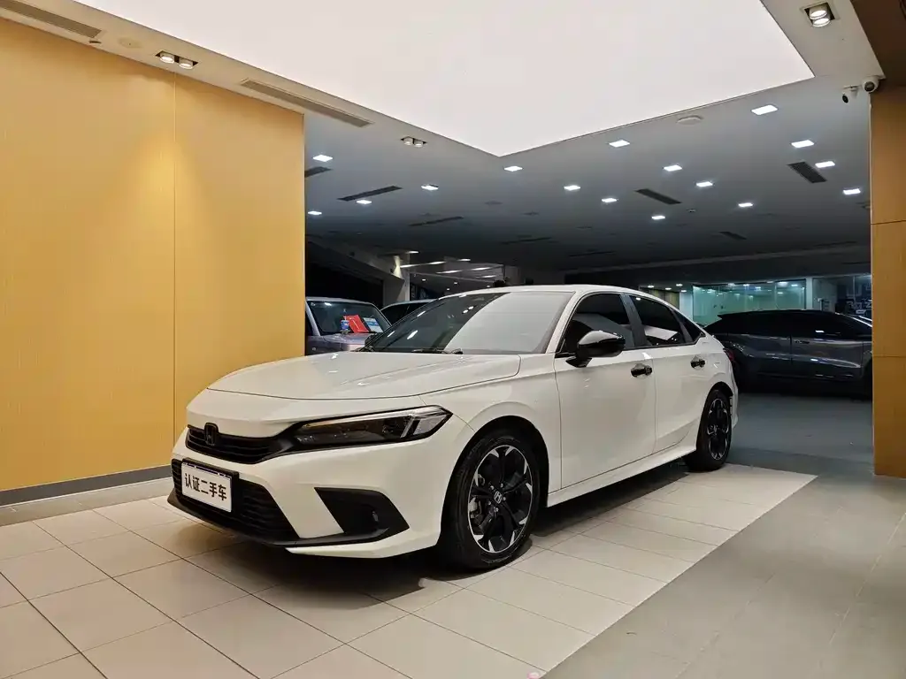 Honda Civic — фото 1