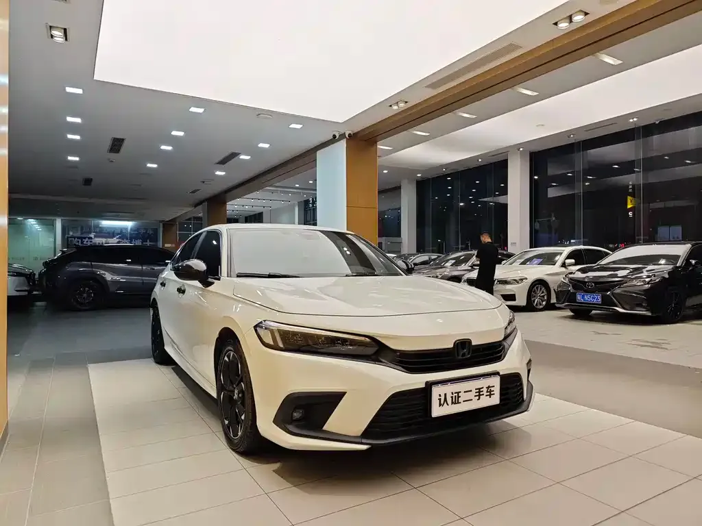 Honda Civic — фото 7