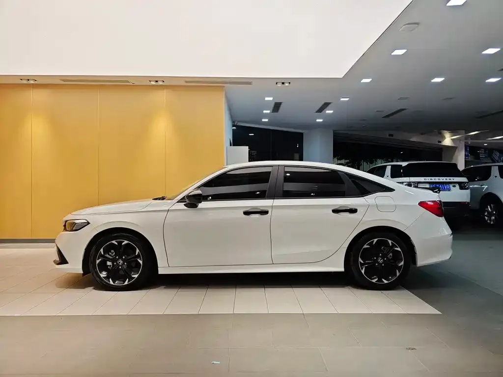 Honda Civic — фото 3