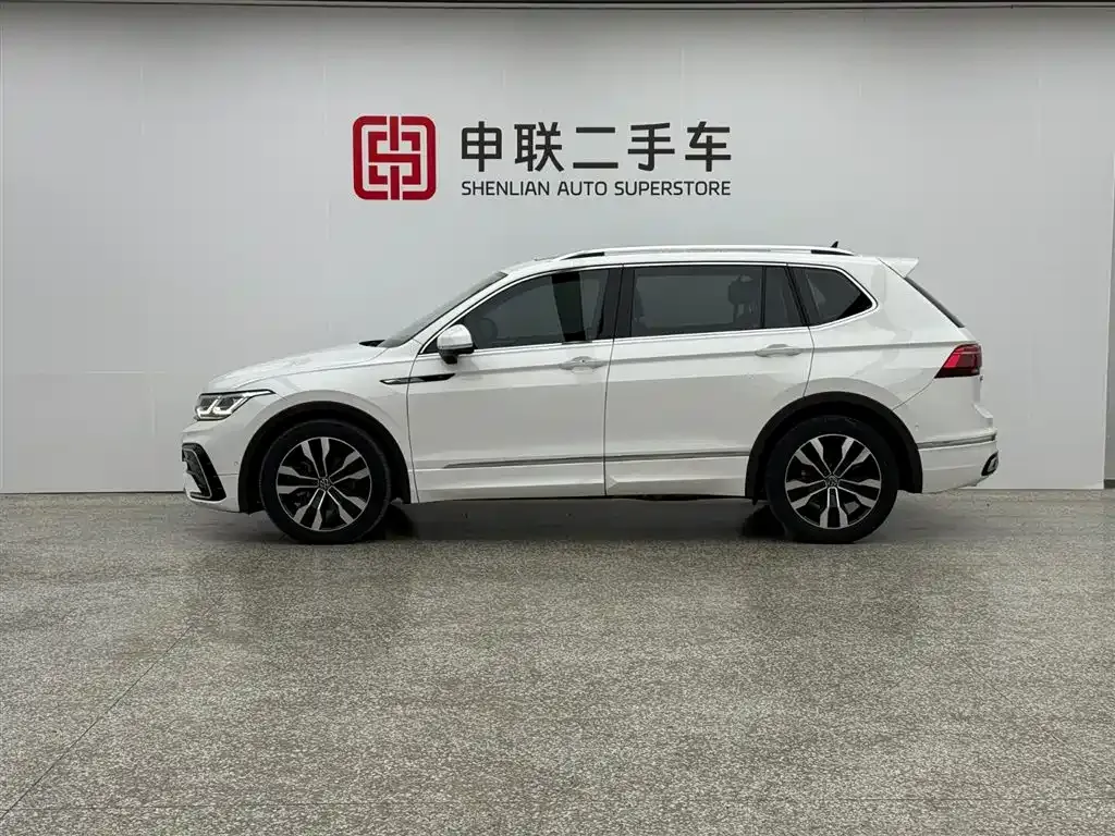 Volkswagen Tiguan L — фото 5