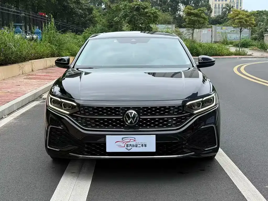 Volkswagen Passat — фото 3