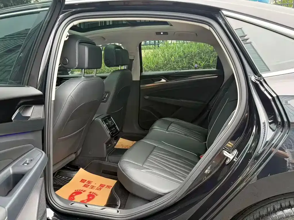 Volkswagen Passat — фото 2