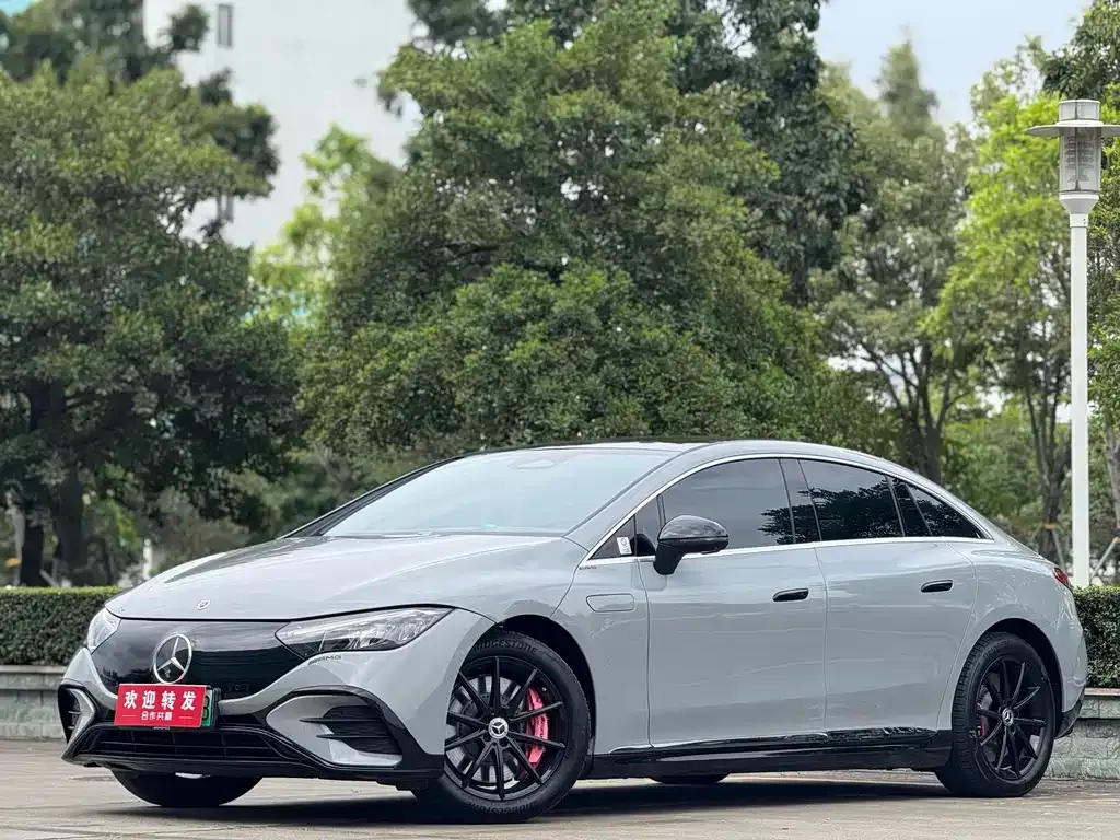Mercedes-Benz EQE
