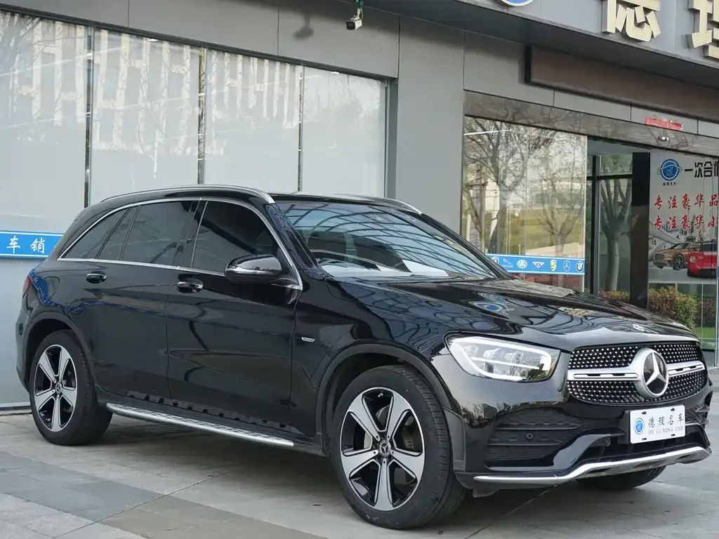 Mercedes-Benz GLC — фото 10