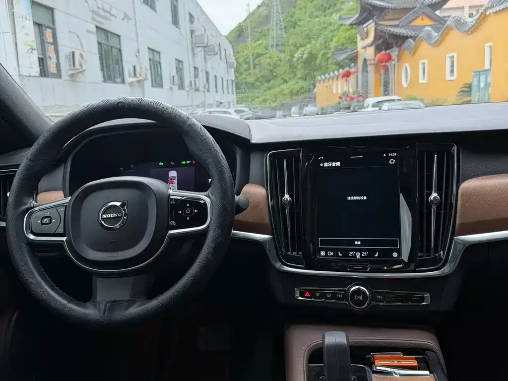 Volvo S90 2021 из CN, фото 8