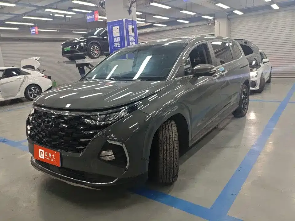 Hyundai Custo — фото 1