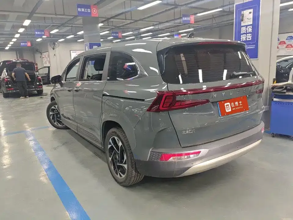 Hyundai Custo — фото 2