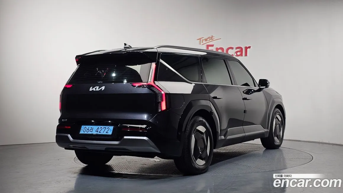 Kia EV9 2024 из KR, фото 8