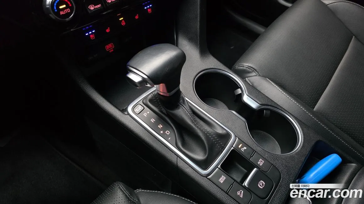 Kia Sportage — фото 7