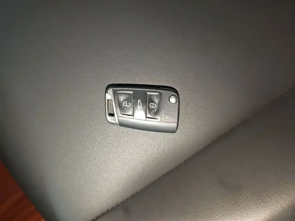 Volkswagen T-Cross 2021 из CN, фото 3