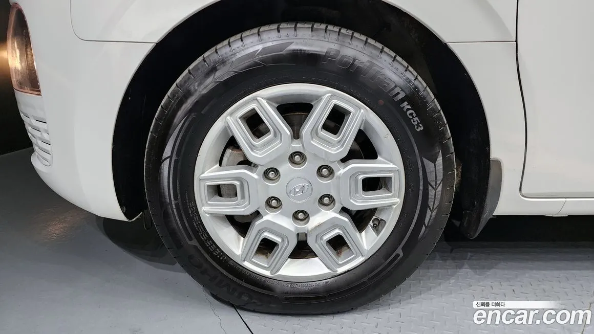 Hyundai Staria — фото 10
