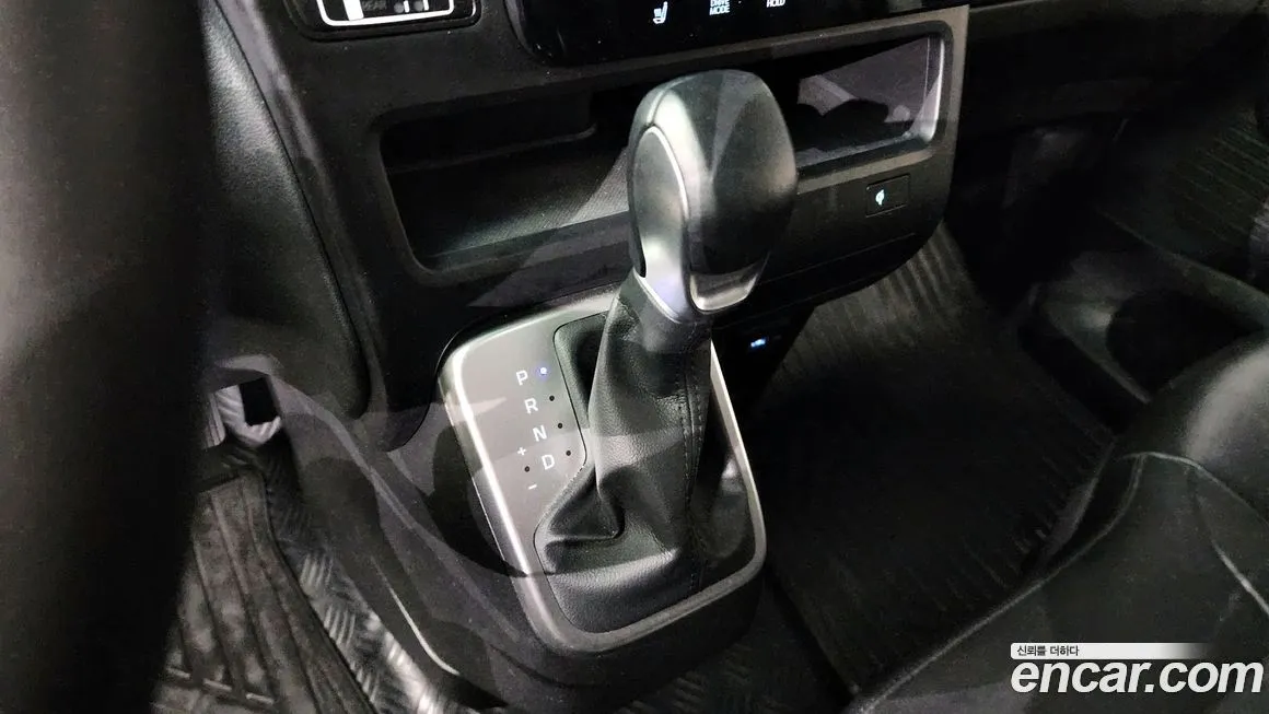 Hyundai Staria — фото 7