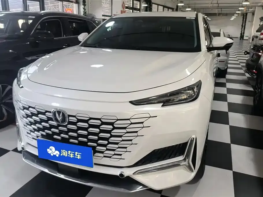 Changan UNI-K iDD