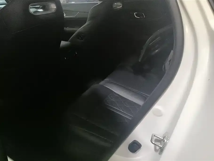Changan UNI-K iDD 2023 из CN, фото 2