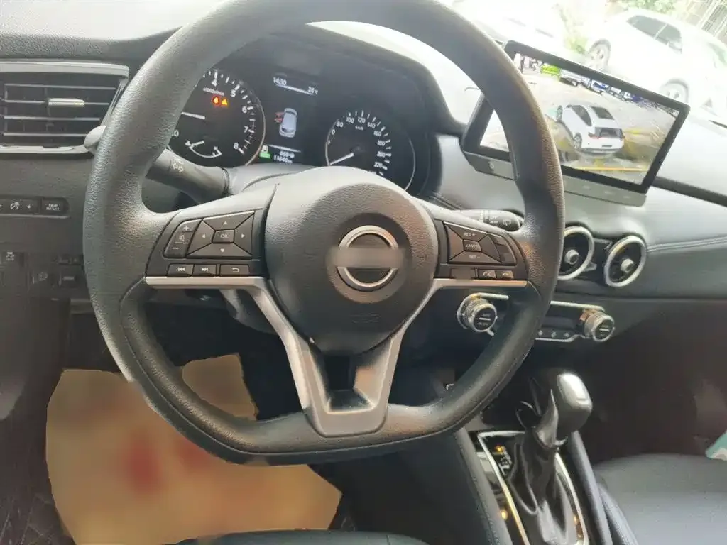 Nissan Qashqai — фото 10