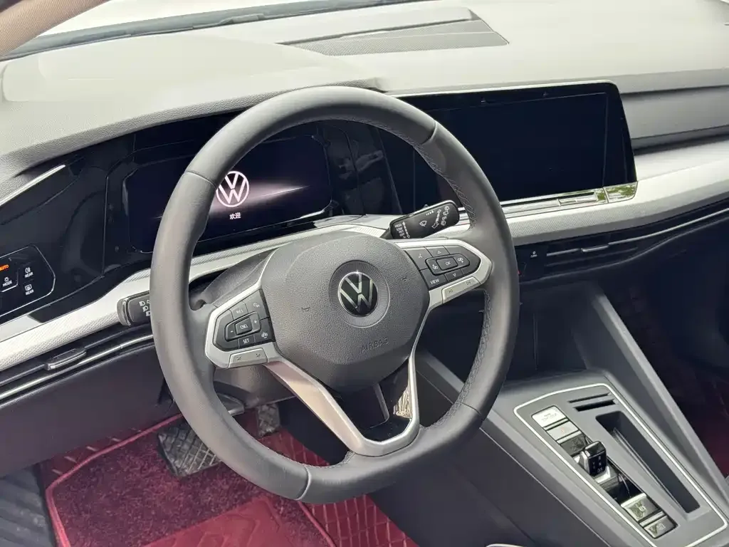Volkswagen Golf — фото 2