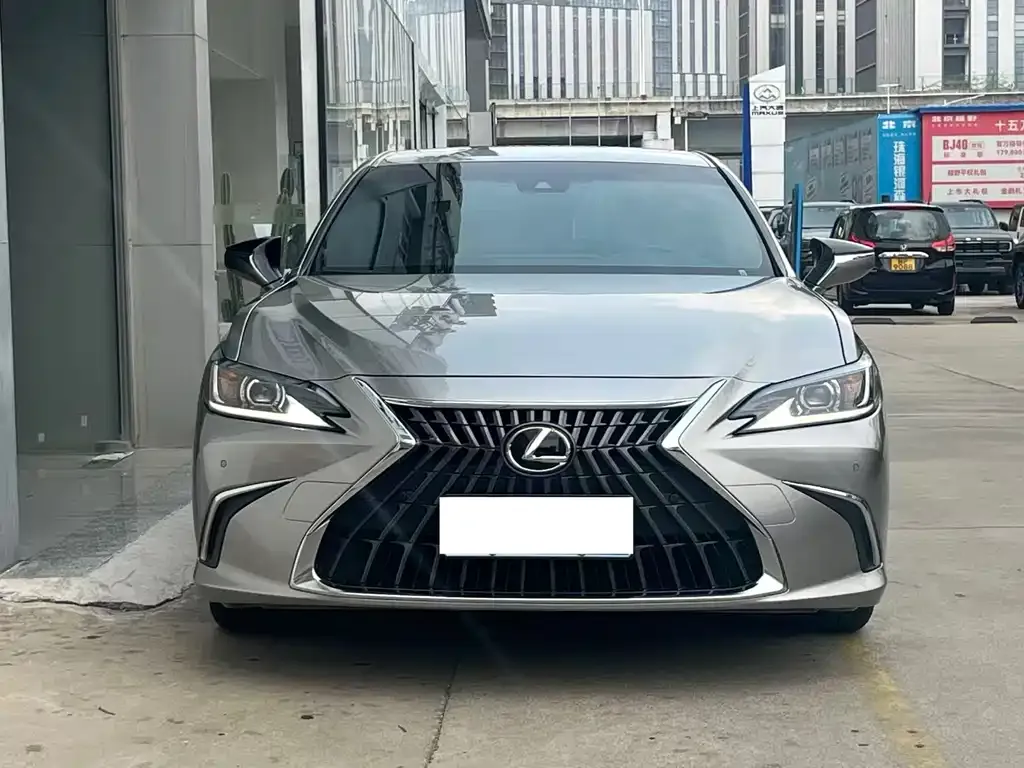 Lexus ES 2024 из CN, фото 9