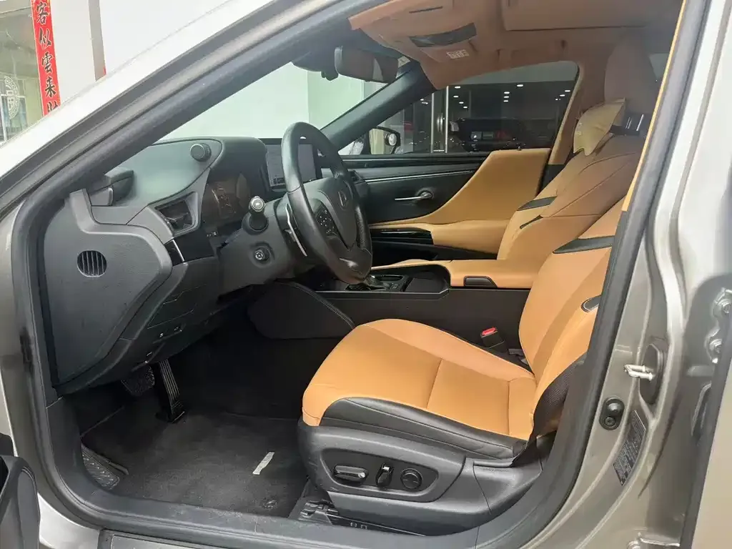 Lexus ES 2024 из CN, фото 8